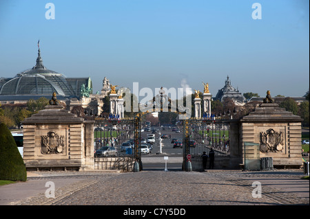 Paris, Frankreich. Leben auf der Straße. Ste-Marie-Madeleine von Concorde. Stockfoto