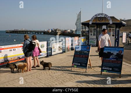 Swanage Pier Eingang Dorset südlichen England UK Stockfoto