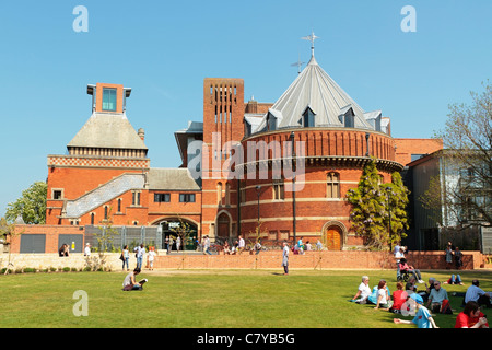 Swan Theater und Theater Garten, RSC, Royal Shakespeare Company, Stratford-upon-avon, Warwickshire, England, Vereinigtes Königreich Stockfoto