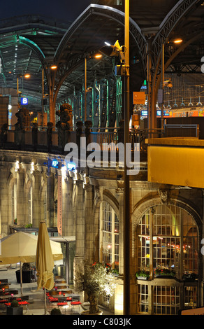 Alter Wartesaal in Köln Stockfoto