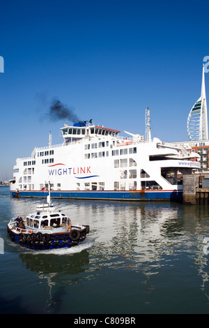 Isle Of Wight Wightlink Fähre service am frühen Morgen alte Portsmouth uk Stockfoto