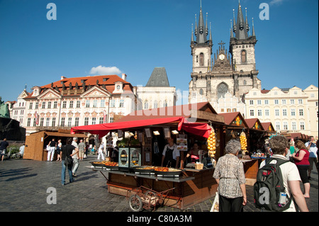 August 2011 - Tschechische Republik - Food Markt auf dem Altstädter Ring Stockfoto