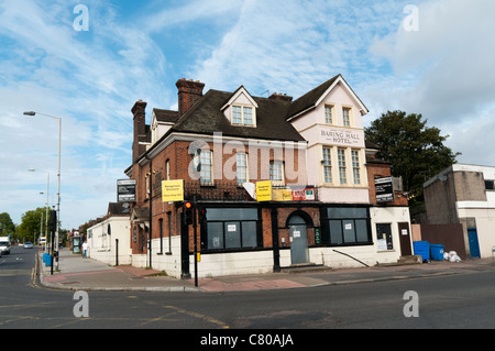 Die geschlossene Baring Hall Hotel-Wirtshaus in Lewisham, Süd-London Stockfoto