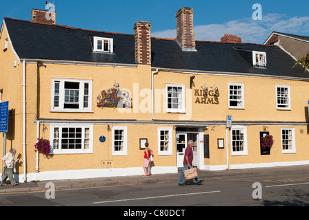 Das Kings Arms Public House in Abergavenny, Monmouthshire, UK Stockfoto