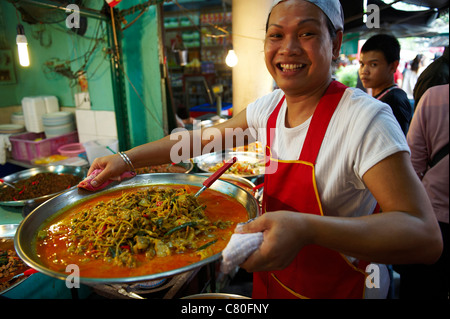 Thailand, Bangkok, Street Restaurant in Tha Chang Straße Stockfoto