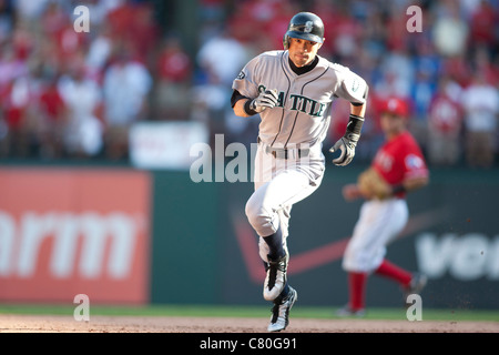 Ichiro Suzuki (Seeleute) führt während des Spiels gegen die Texas Rangers. Stockfoto