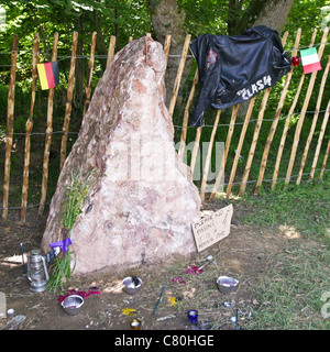 Joe Strummer Gedenkstein beim Glastonbury Festival 2003, Somerset, England, Vereinigtes Königreich. Stockfoto