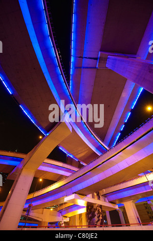 China, Shanghai, der erhöhten Yannann-Kreuzung Stockfoto