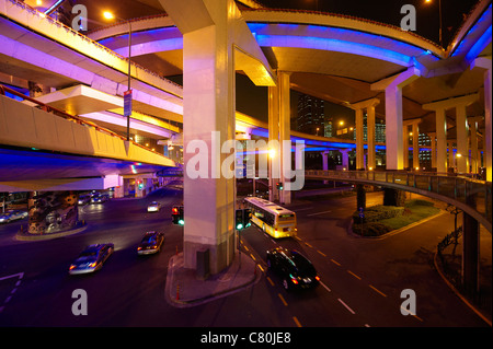 China, Shanghai, der erhöhten Yannann-Kreuzung Stockfoto