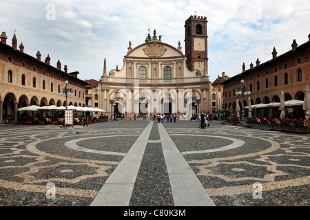 Italien, Lombardei, Vigevano, Ducale Quadrat Stockfoto