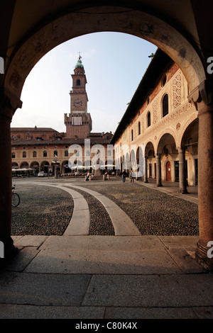 Italien, Lombardei, Vigevano, Ducale Quadrat Stockfoto