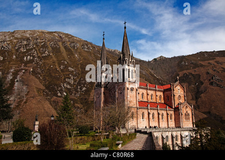 Heilige Kathedrale von San Salvador Santuario de Covadonga-Asturien-Spanien Stockfoto