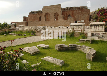 Römische Kunst. Griechenland. Odeon. Mit Backstein-Mauern im 2. Jahrhundert errichtet und später wiederhergestellt. Patras. Stockfoto