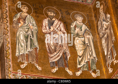 Mosaiken im Inneren der Kathedrale von Monreale, Monreale, in der Nähe von Palermo, Sizilien, Italien Stockfoto