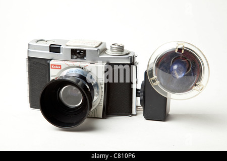 Alte Kodak 35mm Kompakte Kamera mit Blitz Stockfoto