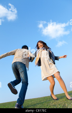 Junge Paare tanzen Stockfoto