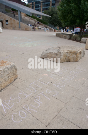 Kleine Menge an einer besetzen Austin-Demonstration am Rathaus. Occupy Austin ist ein Ableger von Occupy Wall Street Stockfoto