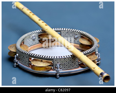Ägyptische Nay und Tamburin Stockfoto