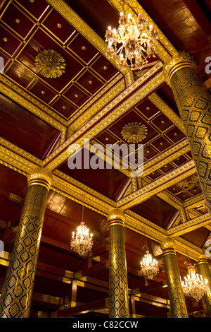 Wat Phra Si Ratana Mahathat luxuriöse buddhistische Tempel, Phitsanulok, Thailand Stockfoto