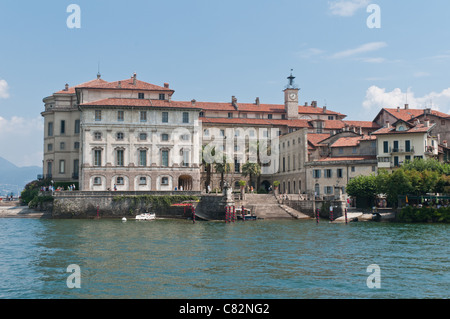 Ansicht des Palazzo Borromeo, Isola Bella, Lago Maggiore, Italien vom See Stockfoto