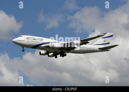 El Al Israel Airlines Boeing 747-400 auf Ansatz Stockfoto