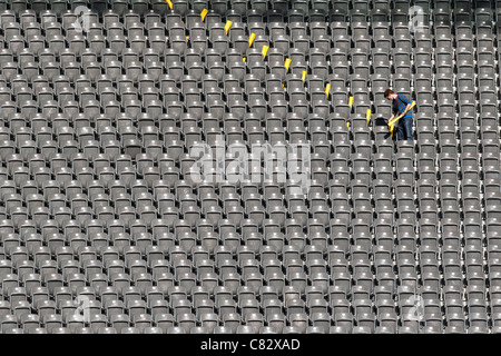 Vorbereitungen am Olympiastadion in Berlin, Deutschland am Vorabend des 2011 Frauen WM-Fußball-Turnier. Stockfoto