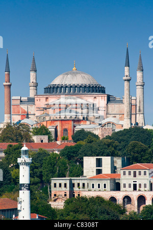 Hagia Sophia gesehen aus dem Bosporus, Istanbul, Türkei. Stockfoto