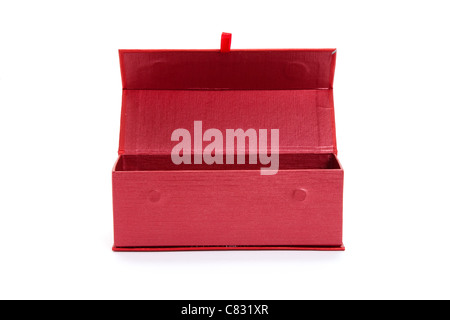 Geschenkbox rot mit weißem Hintergrund Stockfoto