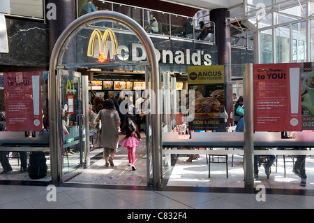 McDonald's Restaurant in Toronto Stockfoto