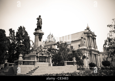Denkmal des Dichters Adam Mickiewicz in Warschau, Polen Stockfoto