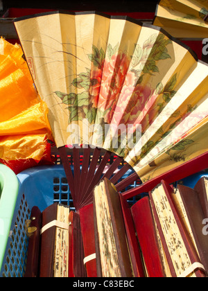 Orientalische Handheld Fans, Chinatown, NYC Stockfoto