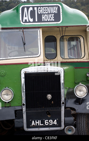 Agatha Christie Greenway Haus, Vintage, Leyland Tiger Bus, Barnaby, Fahrzeug, 1940er Jahre Vintage Bus, Agatha Christie Mile in Torquay Stockfoto