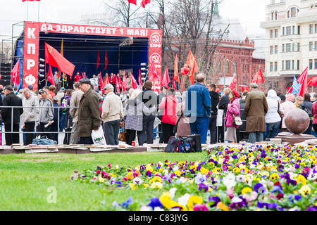 Kommunistischen treffen in der Stadt Moskau Theater Platz am 1. Mai 2011 Stockfoto