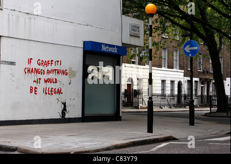 Banksy Graffiti an der Wand Clipstone Street, central London Stockfoto