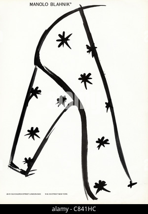 Volle Magazin Anzeigenseite circa 1984 Werbung MANOLO BLAHNIK Damenschuhe Stockfoto