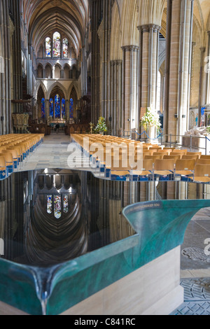 Die Schrift von William Pye, Innenausstattung Salisbury Kathedrale, Salisbury, Wiltshire, England, UK Stockfoto