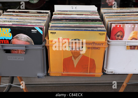 Easy-Listening LP / Alben für den Verkauf in einer Amsterdamer Straße Markt Stockfoto