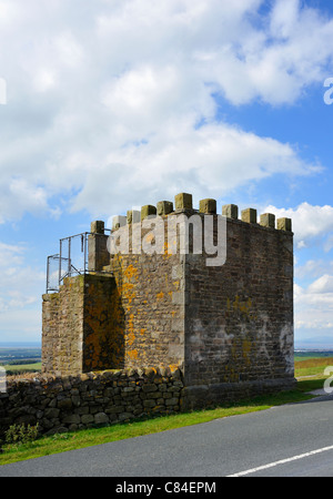 Jubillee Turm, Westfield House Farm, Abbeystead Fell, Lancashire, England, Vereinigtes Königreich, Europa. Stockfoto