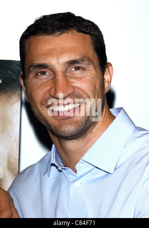 WLADIMIR KLITSCHKO-KLITSCHKO. LOS ANGELES-SPECIAL SCREENING-LOS ANGELES-Kalifornien-USA 27. September 2011 Stockfoto