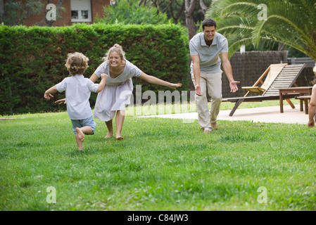 Familie Spaß zusammen im freien Stockfoto