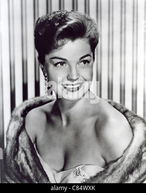 ESTHER WILLIAMS ehemaliger US Swimming-Champion, der ein MGM Filmstar, hier im Jahre 1951 wurde Stockfoto