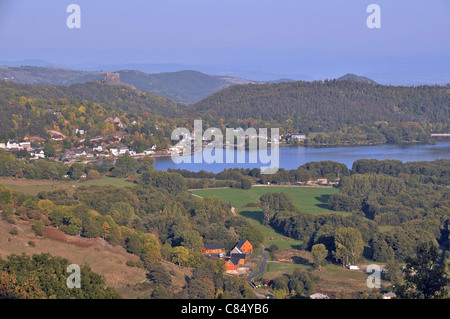 Chambon See im Herzen des Regionalen Parks von volcnoes Auvergne, Puy-de-Dôme, Auvergne, Massif-Central, Frankreich Stockfoto