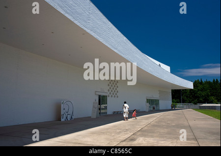 Foto zeigt die Vorderseite des Aomori Kunstmuseum in Aomori City, Präfektur Aomori, Japan Stockfoto