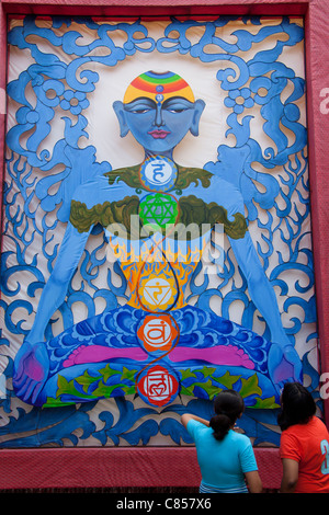 Anhänger am Vivekanand Park Athletic Club Durga Puja im in Haridevpur, Kolkata (Kalkutta), West Bengal, Indien. Stockfoto