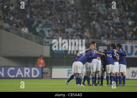 Japan-Gruppe (JPN) Mannschaftsaufstellung in 2014 FIFA WM-asiatische Qualifikation dritten Vorrundenspiel zwischen Japan 8-0 Tadschikistan. Stockfoto