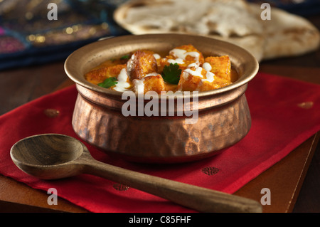 Paneer Makhani. Indischen Paneer Käse in einer würzigen Buttersauce. Stockfoto