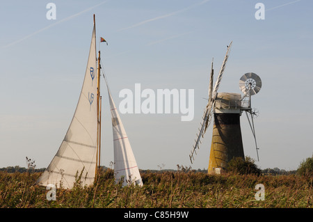 St. Benet Level Entwässerung Mühle, Thurne, Norfolk Broads Stockfoto