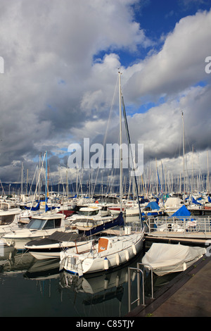 Évian-Les-Bains am Genfersee in Haute-Savoie-Abteilung der Region Rhône-Alpes im Südosten Frankreichs. Stockfoto