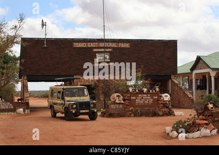 Tsavo East National Park Eingang, Kenia. Stockfoto