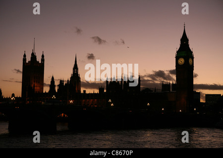 Der Westminster-Palast und Big Ben in London, England, Vereinigtes Königreich. Stockfoto